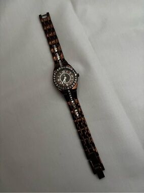 George women’s metal watch